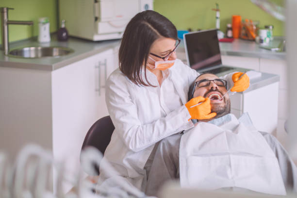 Best Cracked Tooth Emergency Dentist  in Fox Lake, WI